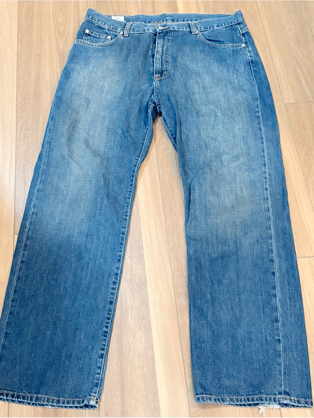 LACOSTE Mens Blue Denim Jeans 48 Straight Leg Casual Cotton Classic Distressed